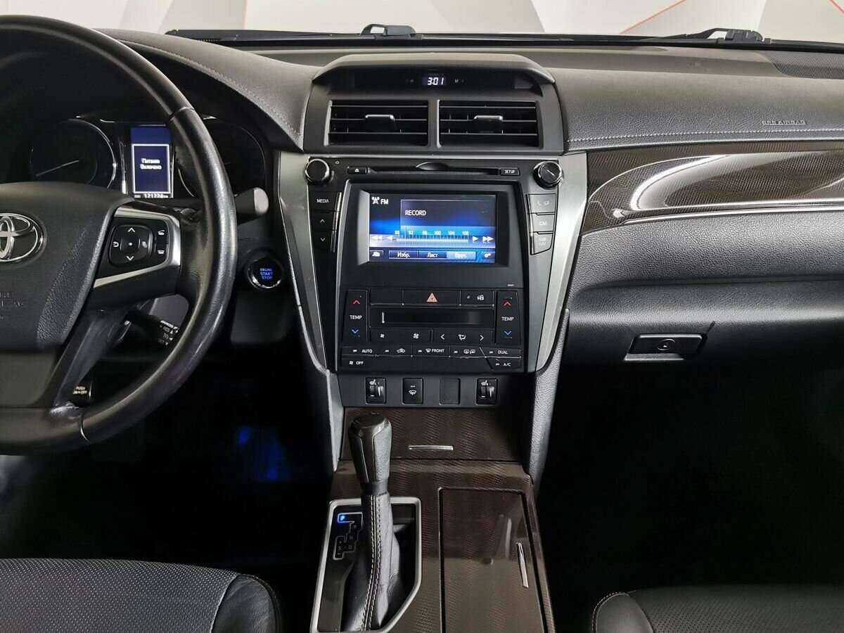 Купить Toyota Camry с пробегом. Фото: #10