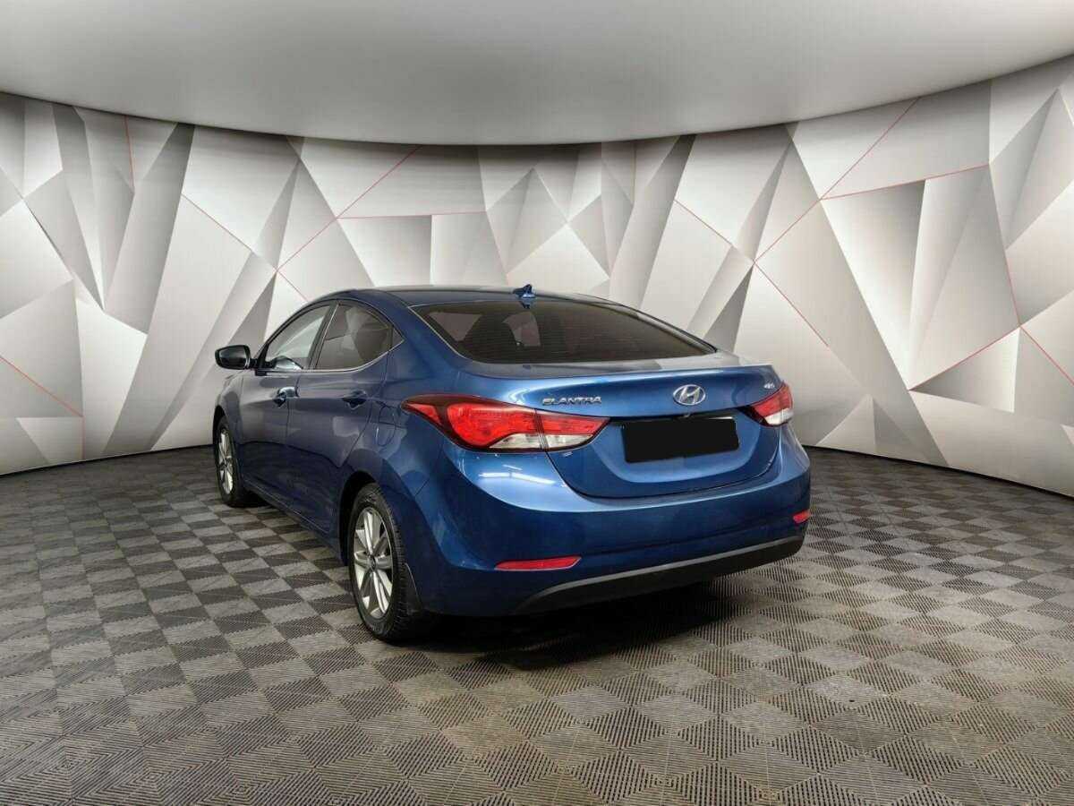 Купить Hyundai Elantra с пробегом. Фото: #3