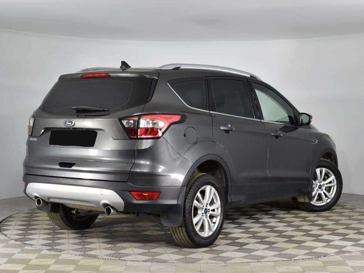 Купить Ford Kuga с пробегом. Фото: #1