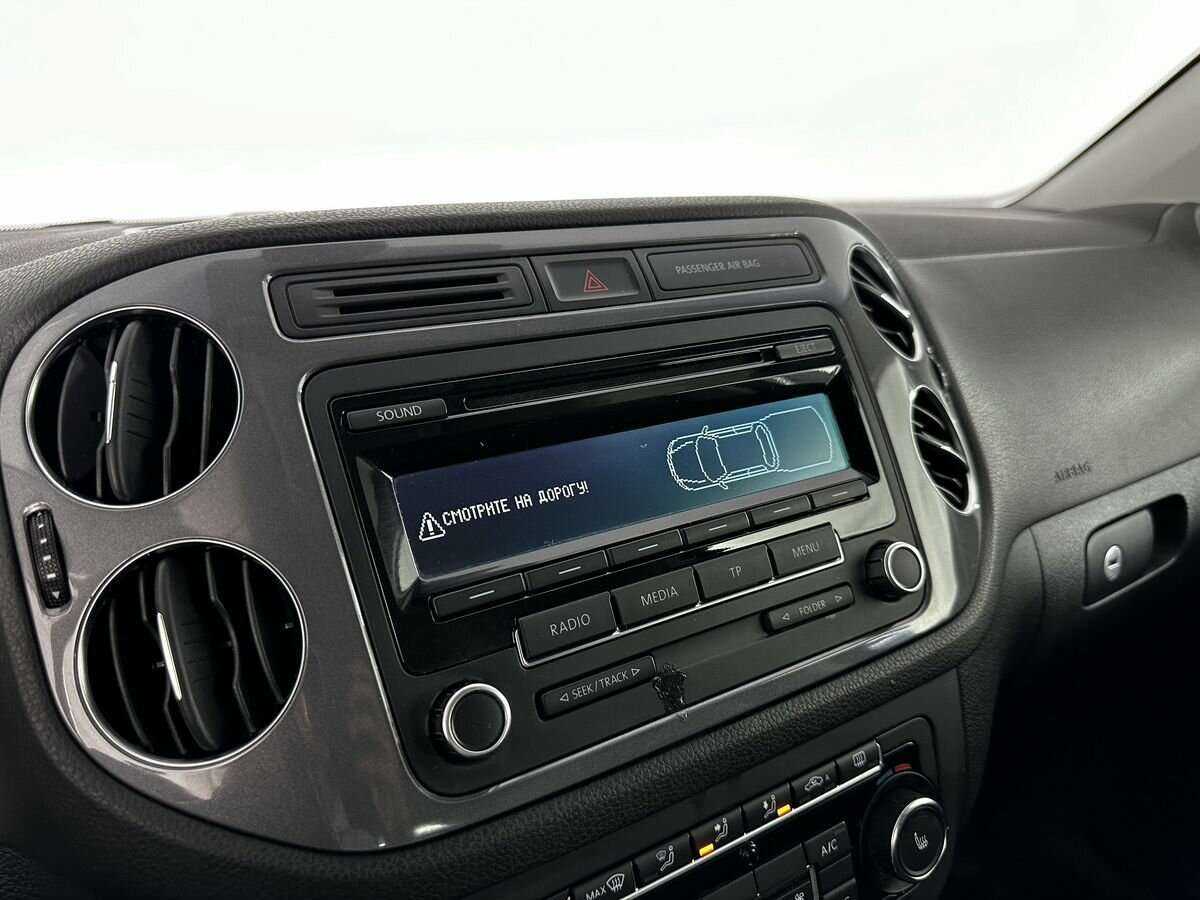 Купить Volkswagen Tiguan с пробегом. Фото: #12