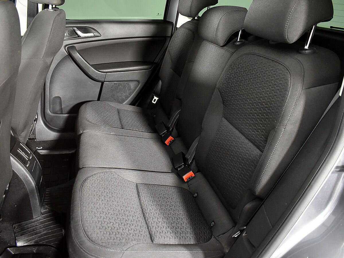 Купить Skoda Yeti с пробегом. Фото: #10