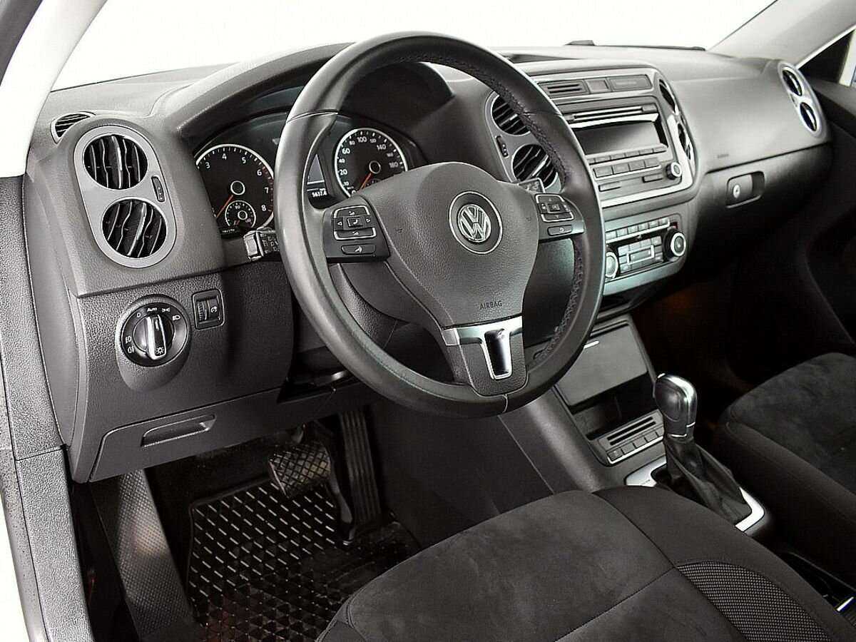 Купить Volkswagen Tiguan с пробегом. Фото: #6