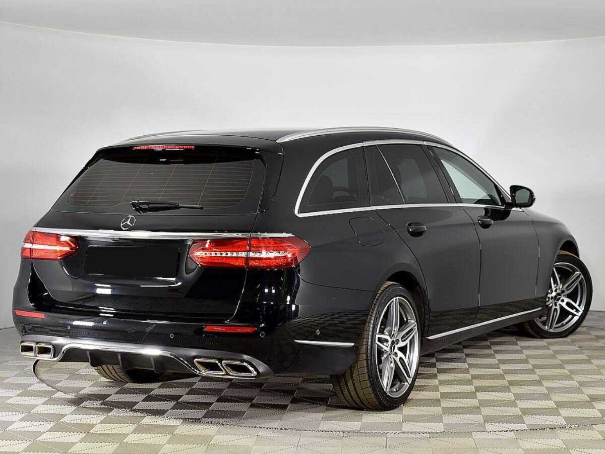 Купить Mercedes-Benz E-Класс с пробегом. Фото: #1