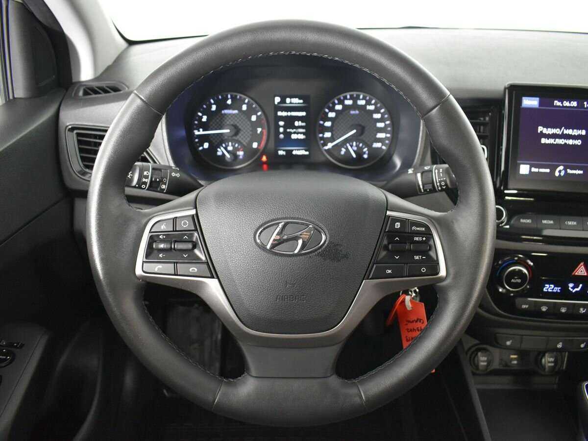 Купить Hyundai Solaris с пробегом. Фото: #8