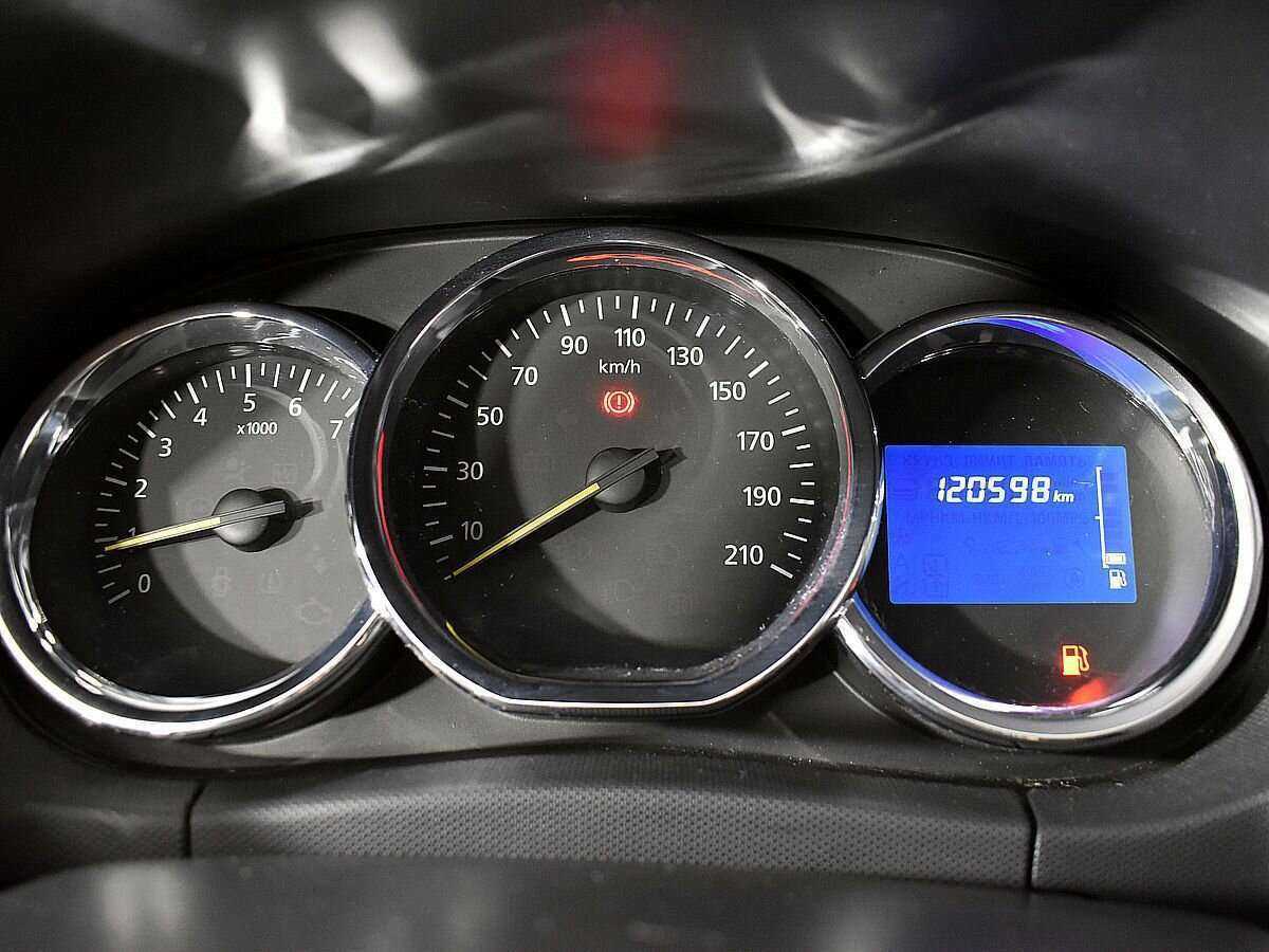 Купить Renault Duster с пробегом. Фото: #11