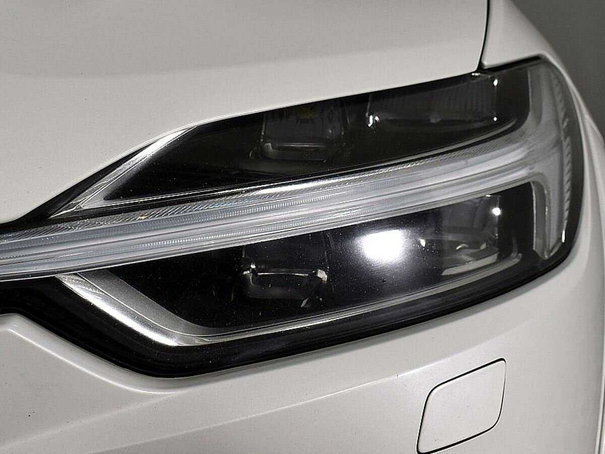 Купить Volvo XC60 с пробегом. Фото: #6