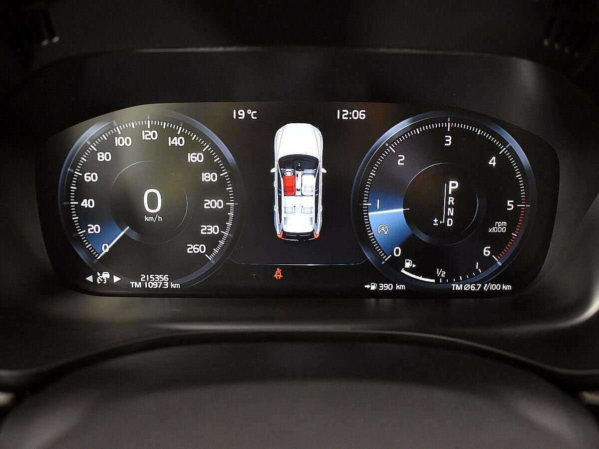 Купить Volvo XC60 с пробегом. Фото: #13