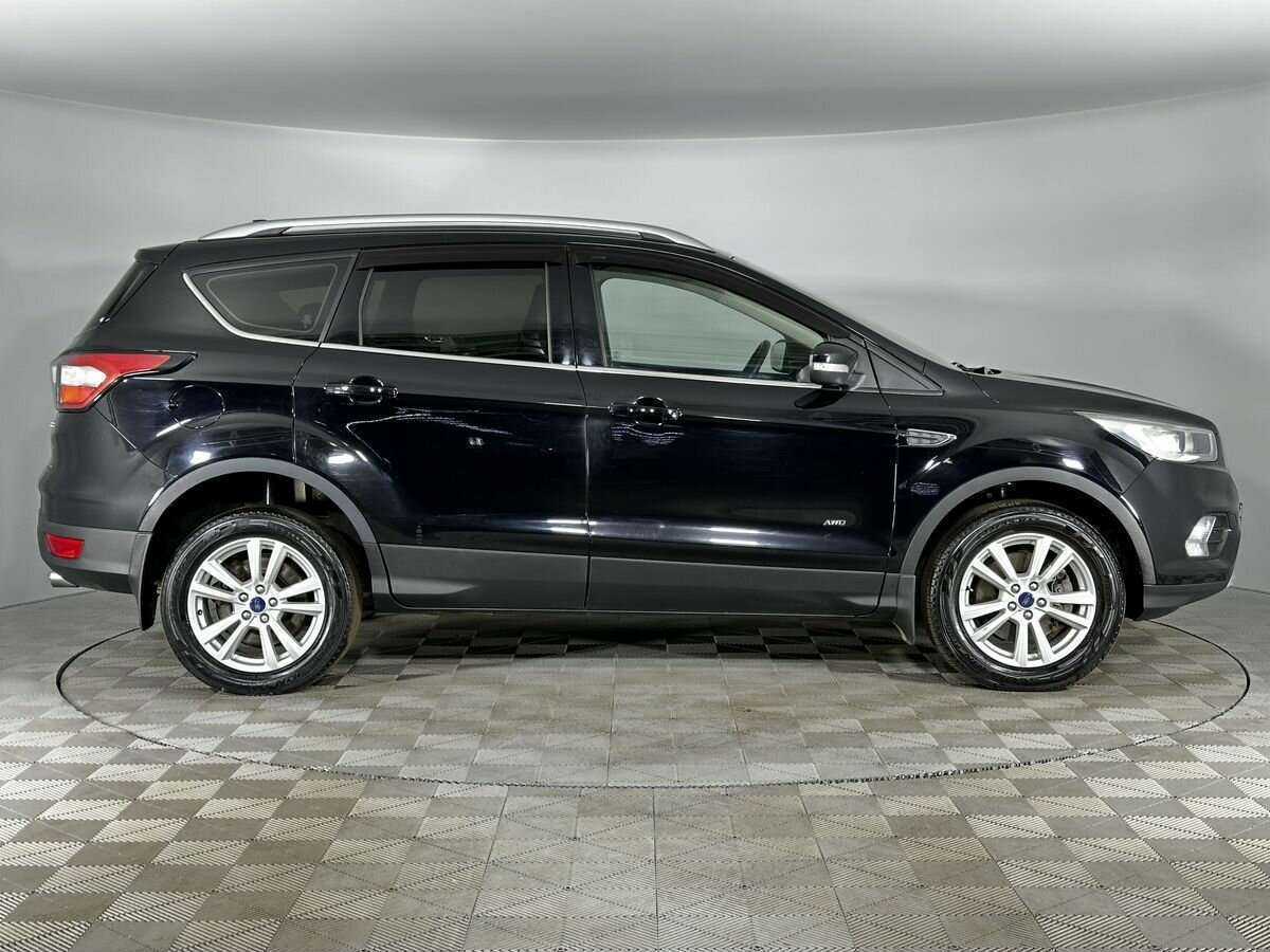 Купить Ford Kuga с пробегом. Фото: #4