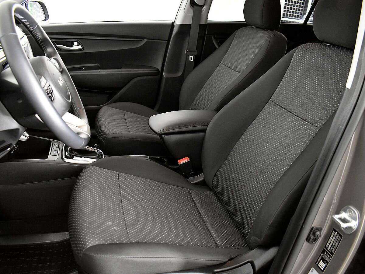 Купить Kia Rio с пробегом. Фото: #7