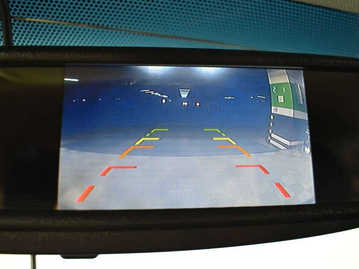 Купить Hyundai Solaris с пробегом. Фото: #13