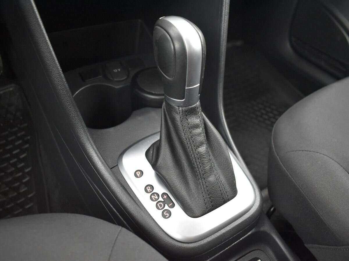 Купить Volkswagen Polo с пробегом. Фото: #13