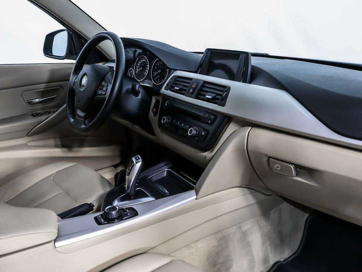Купить BMW 3 серии с пробегом. Фото: #13