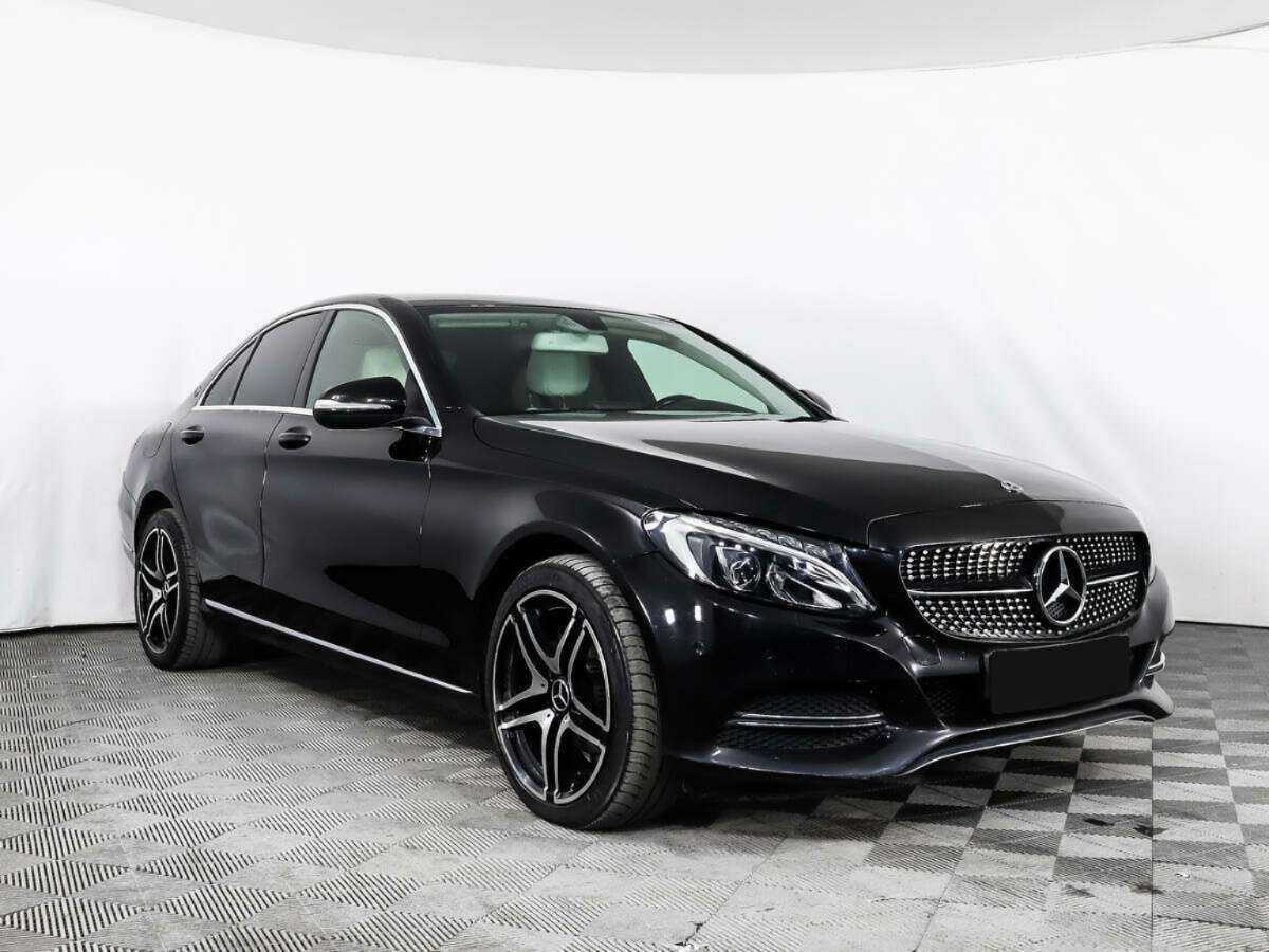 Купить Mercedes-Benz C-Класс с пробегом. Фото: #2