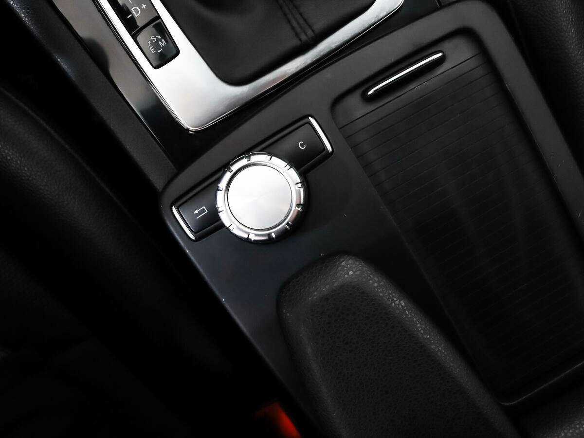 Купить Mercedes-Benz C-Класс с пробегом. Фото: #8