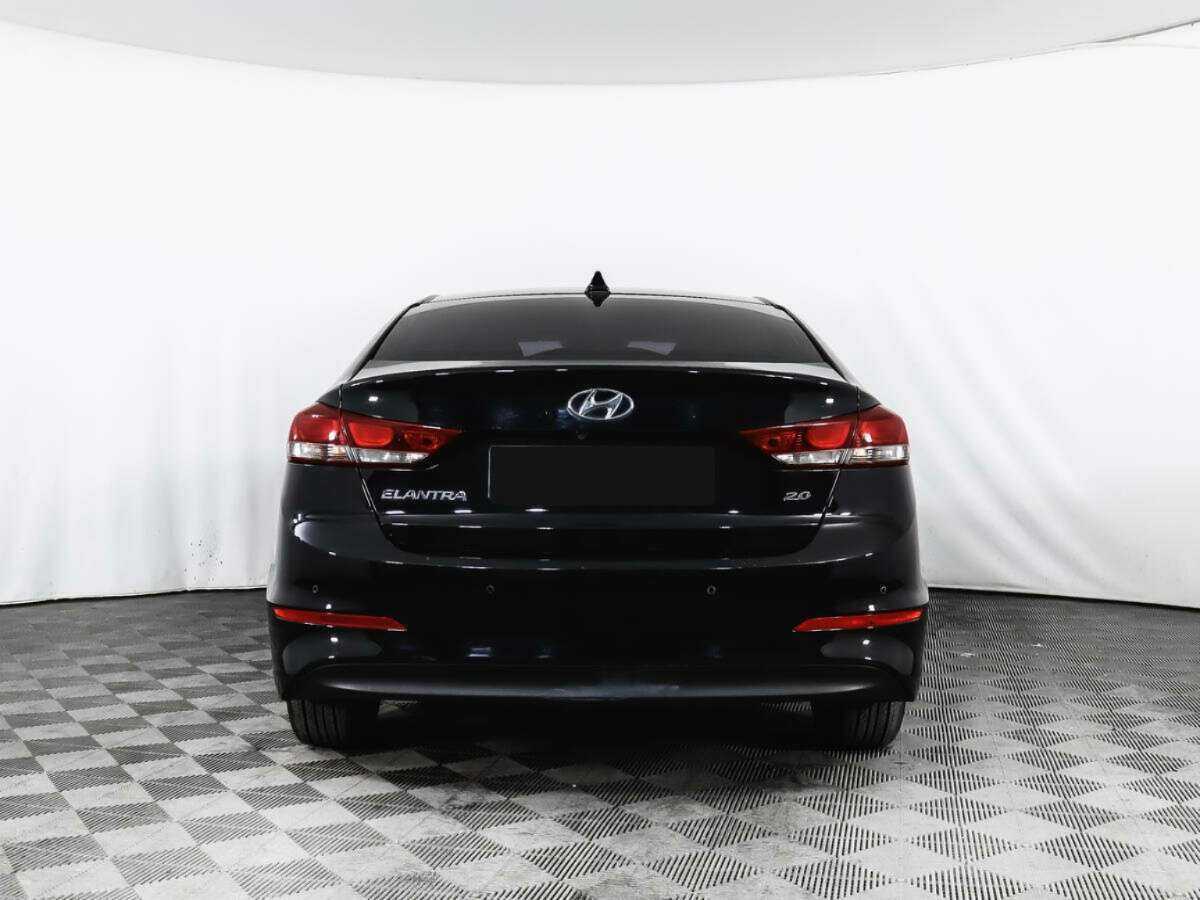 Купить Hyundai Elantra с пробегом. Фото: #5