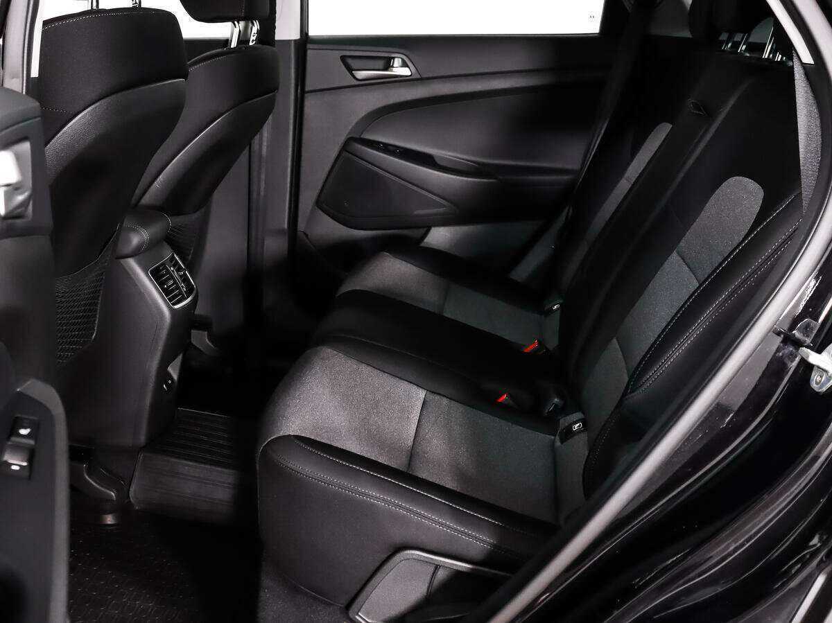 Купить Hyundai Tucson с пробегом. Фото: #8