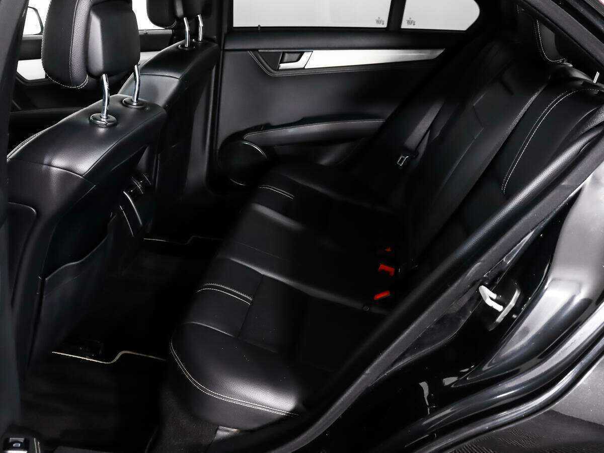 Купить Mercedes-Benz C-Класс с пробегом. Фото: #10