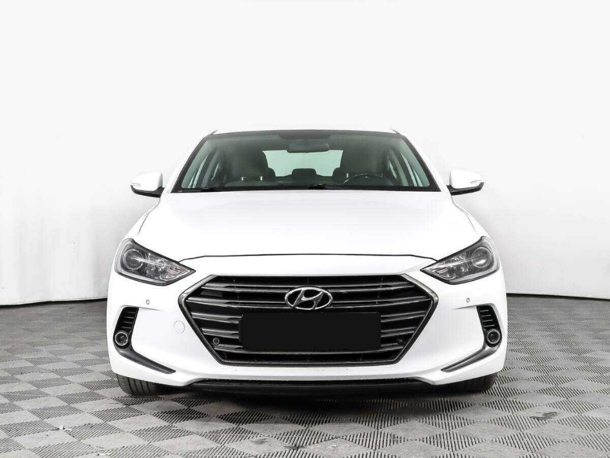 Купить Hyundai Elantra с пробегом. Фото: #1