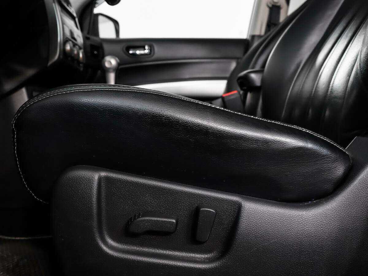 Купить Nissan X-Trail с пробегом. Фото: #9