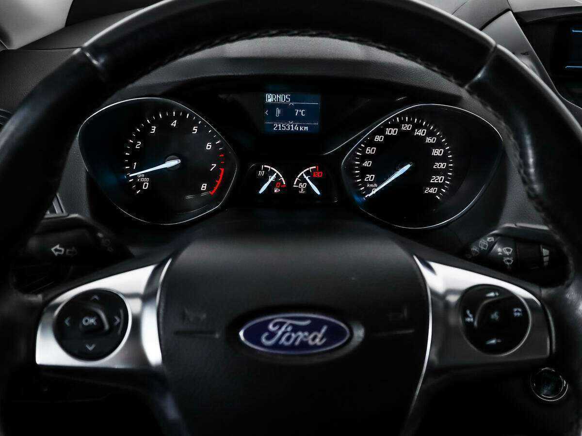Купить Ford Kuga с пробегом. Фото: #17