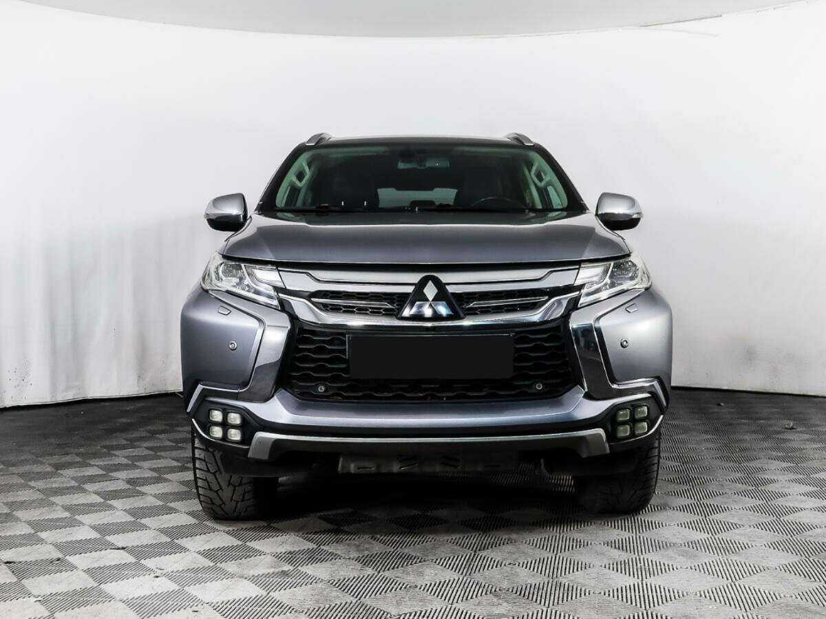 Купить Mitsubishi Pajero Sport с пробегом. Фото: #1