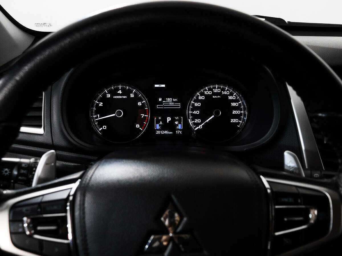 Купить Mitsubishi Pajero Sport с пробегом. Фото: #17