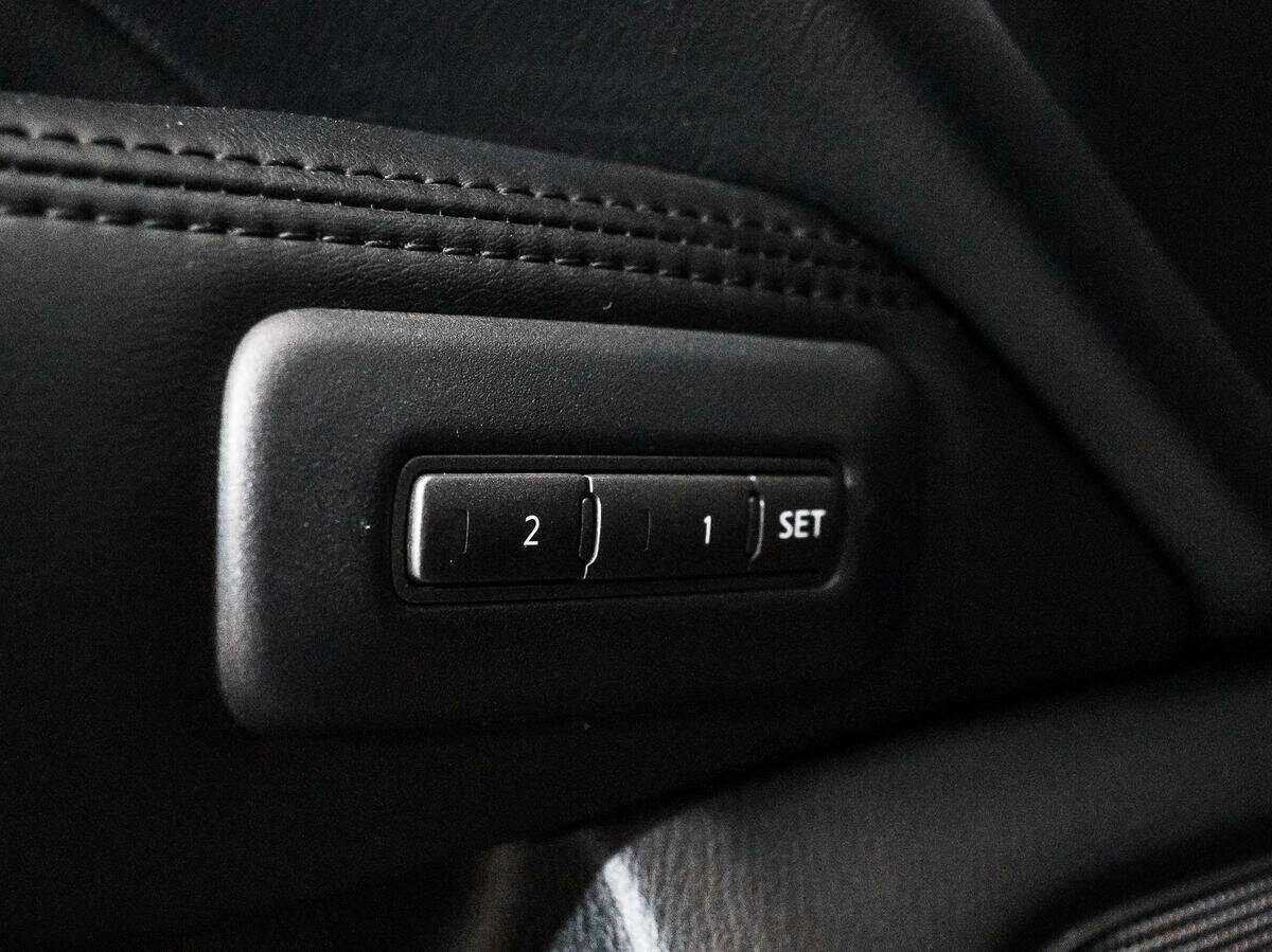 Купить Infiniti JX с пробегом. Фото: #9