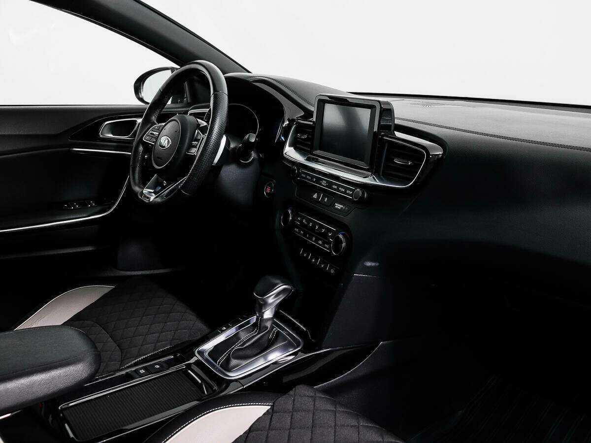 Купить Kia Proceed с пробегом. Фото: #11