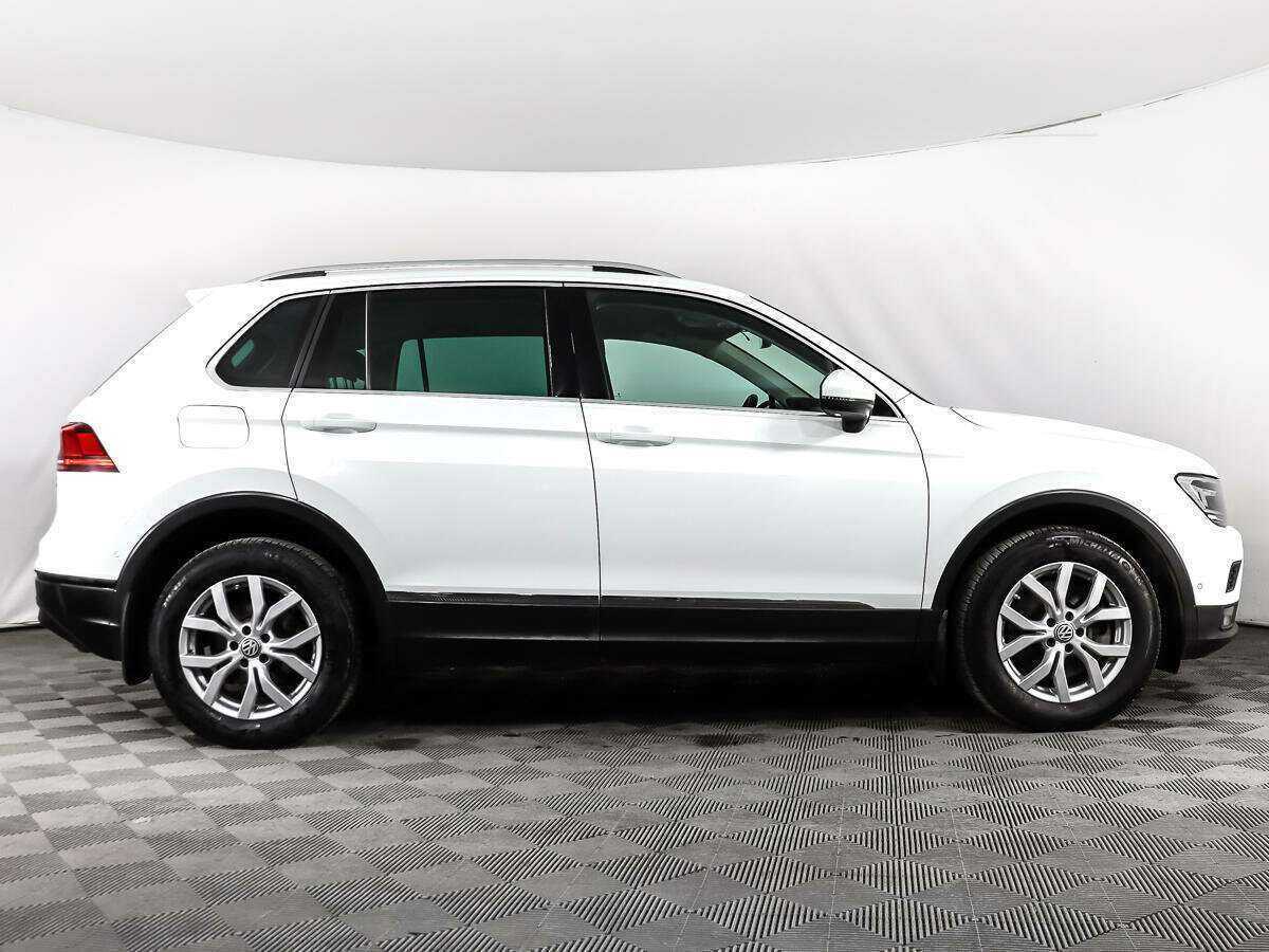 Купить Volkswagen Tiguan с пробегом. Фото: #3
