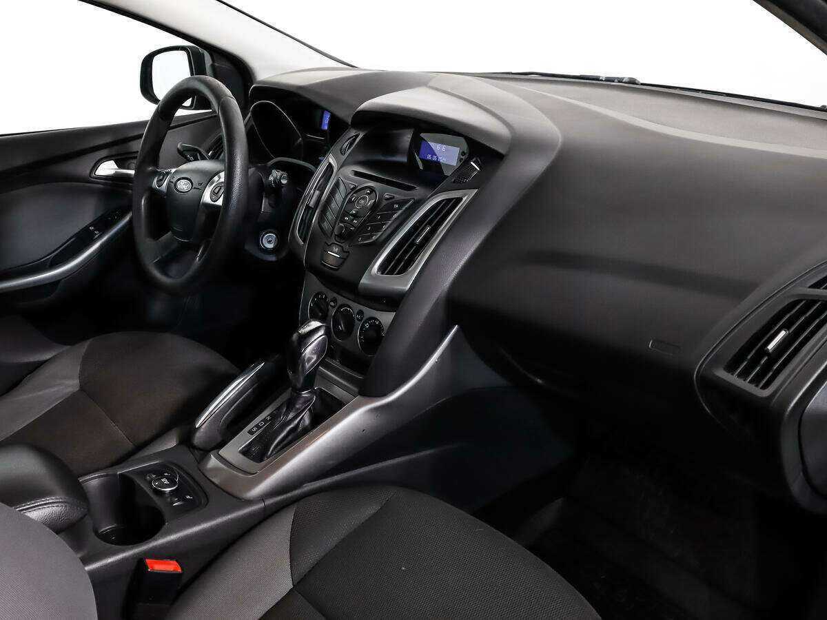 Купить Ford Focus с пробегом. Фото: #9