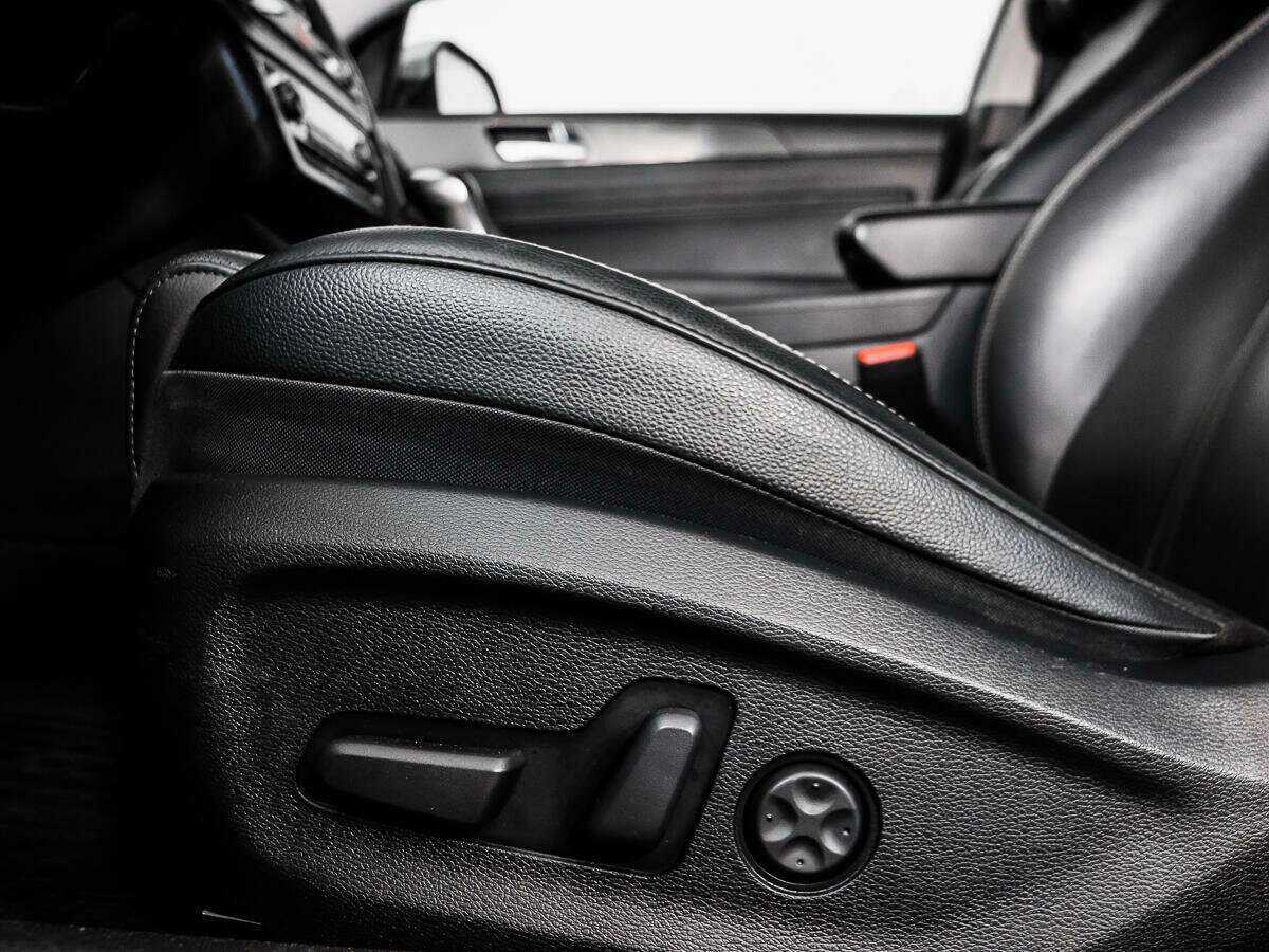 Купить Hyundai Sonata с пробегом. Фото: #9