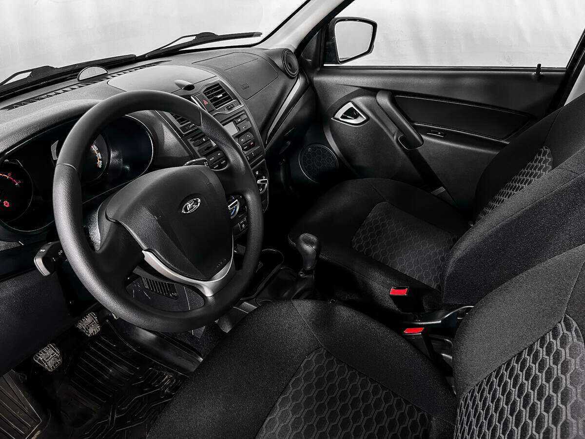 Купить Lada (ВАЗ) Granta с пробегом. Фото: #8