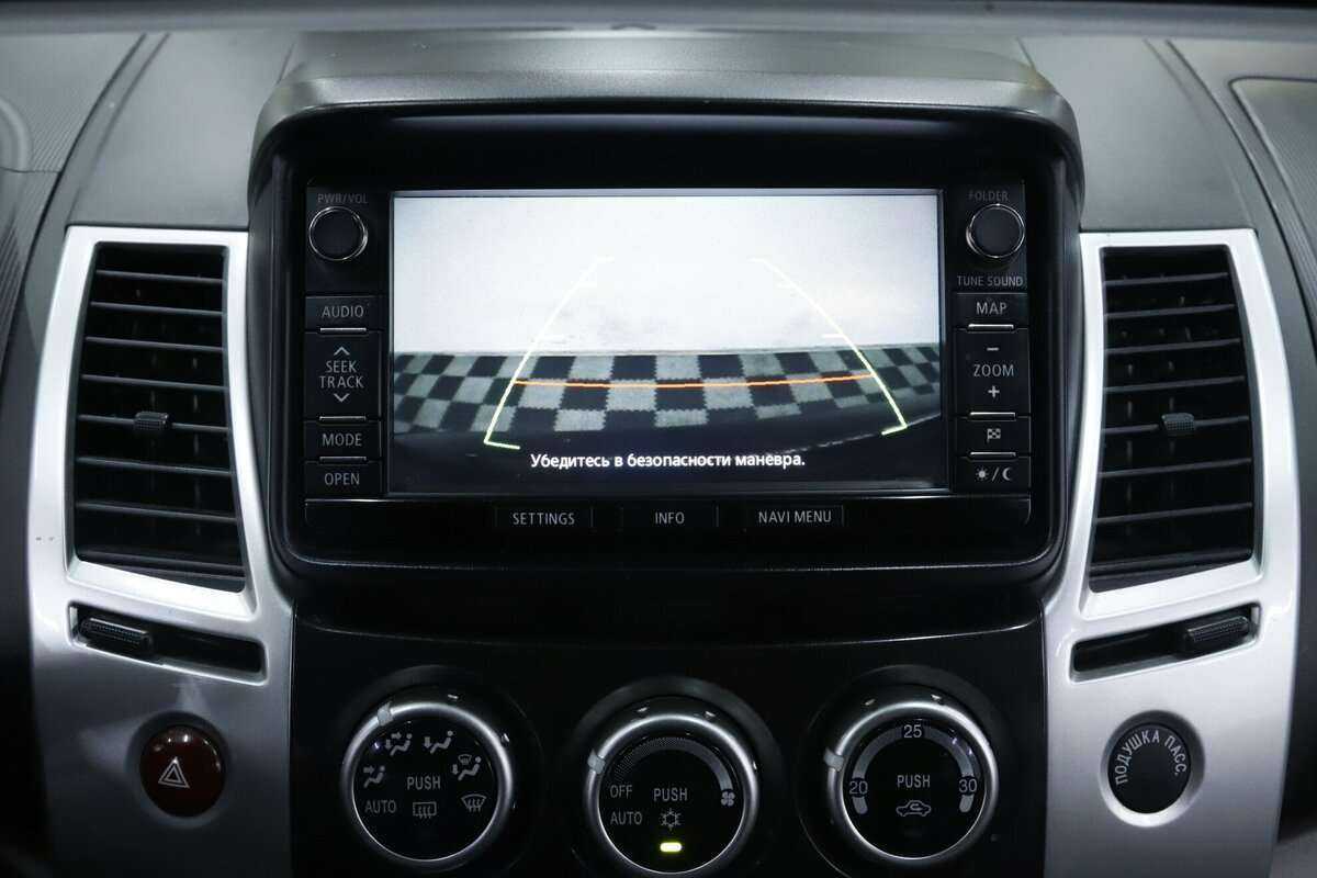 Купить Mitsubishi Pajero Sport с пробегом. Фото: #12