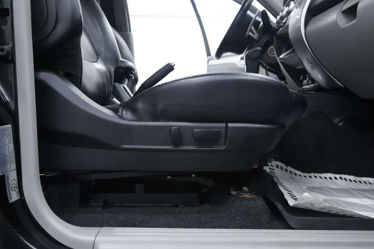 Купить Mitsubishi Pajero Sport с пробегом. Фото: #16