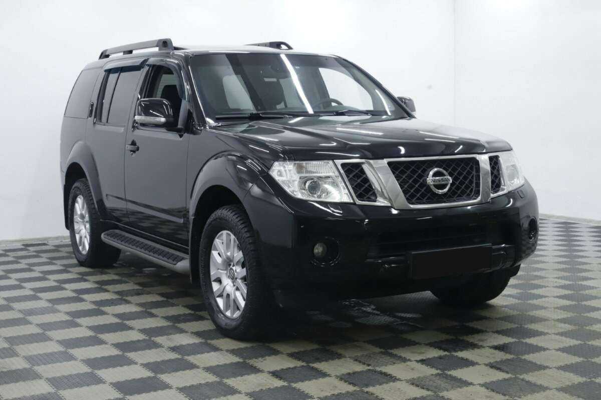 Купить Nissan Pathfinder с пробегом. Фото: #2