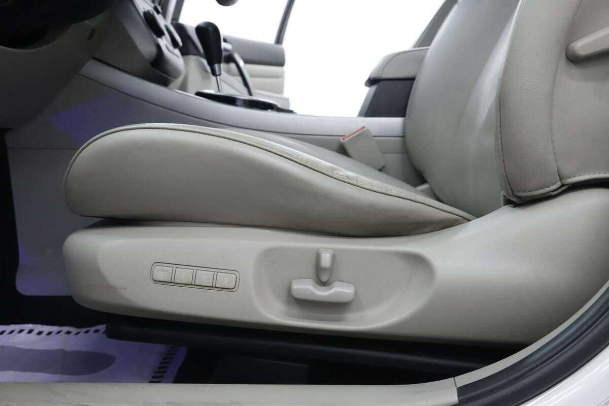 Купить Mazda CX-7 с пробегом. Фото: #7