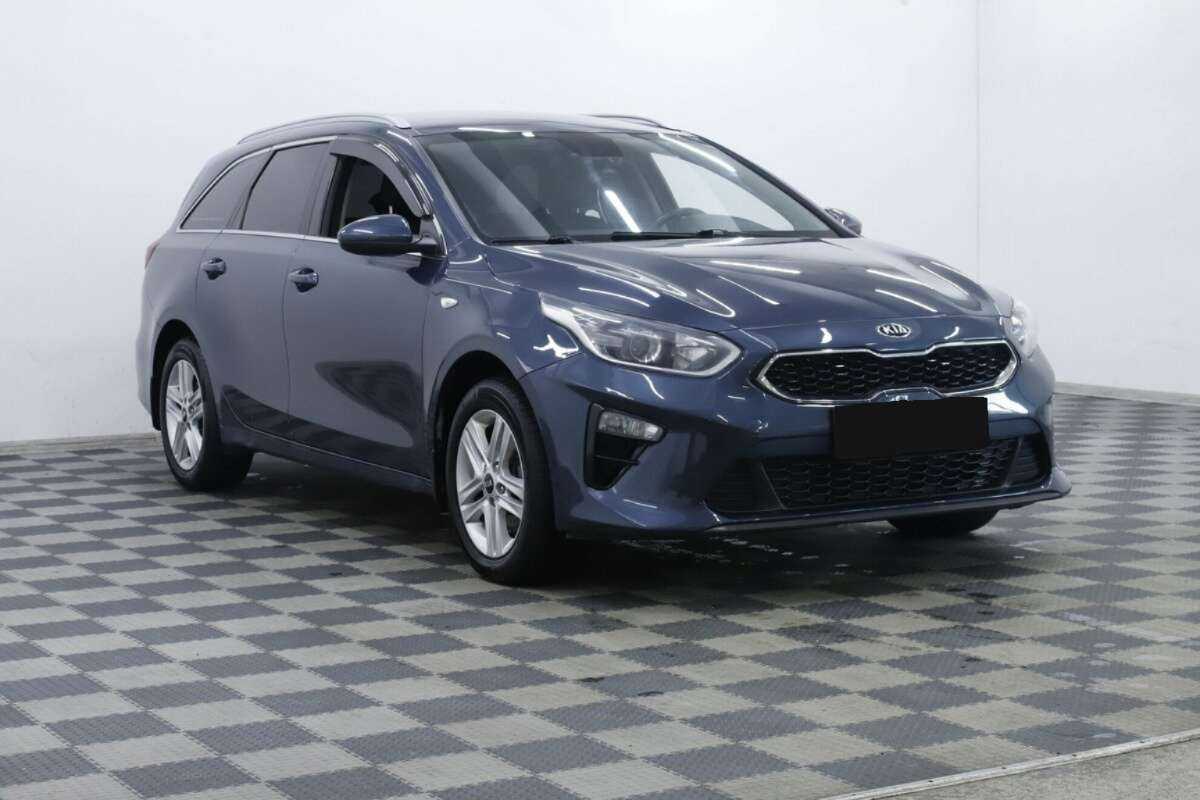 Купить Kia Ceed с пробегом. Фото: #2