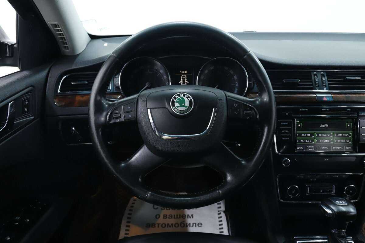 Купить Skoda Superb с пробегом. Фото: #11