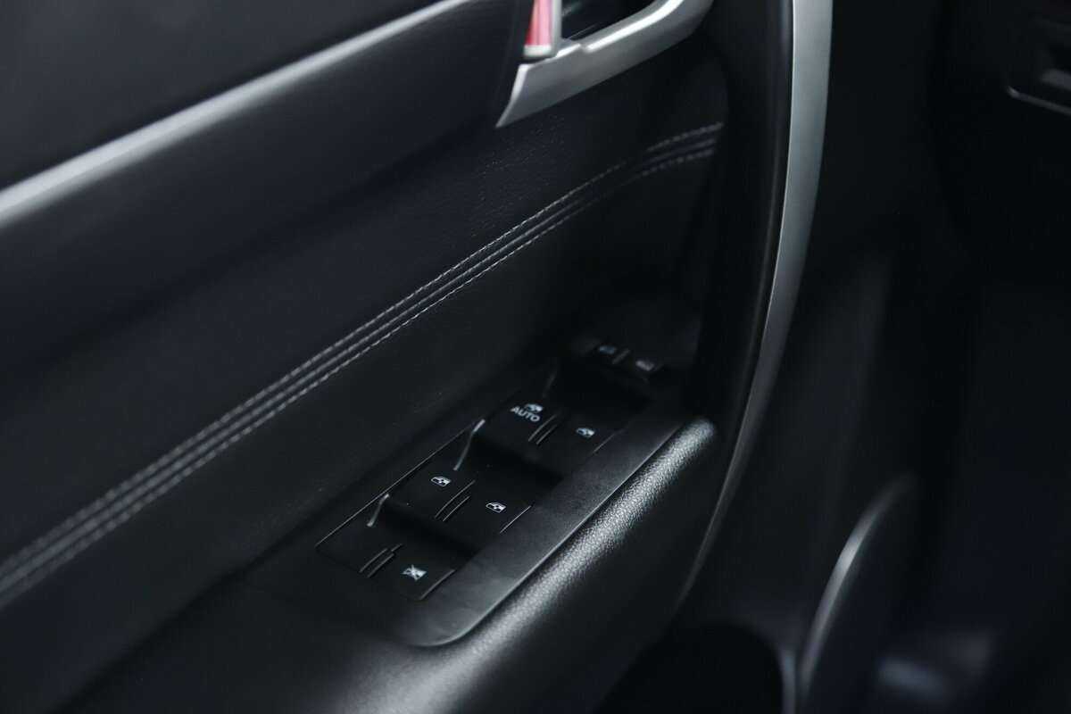 Купить Chevrolet Captiva с пробегом. Фото: #11