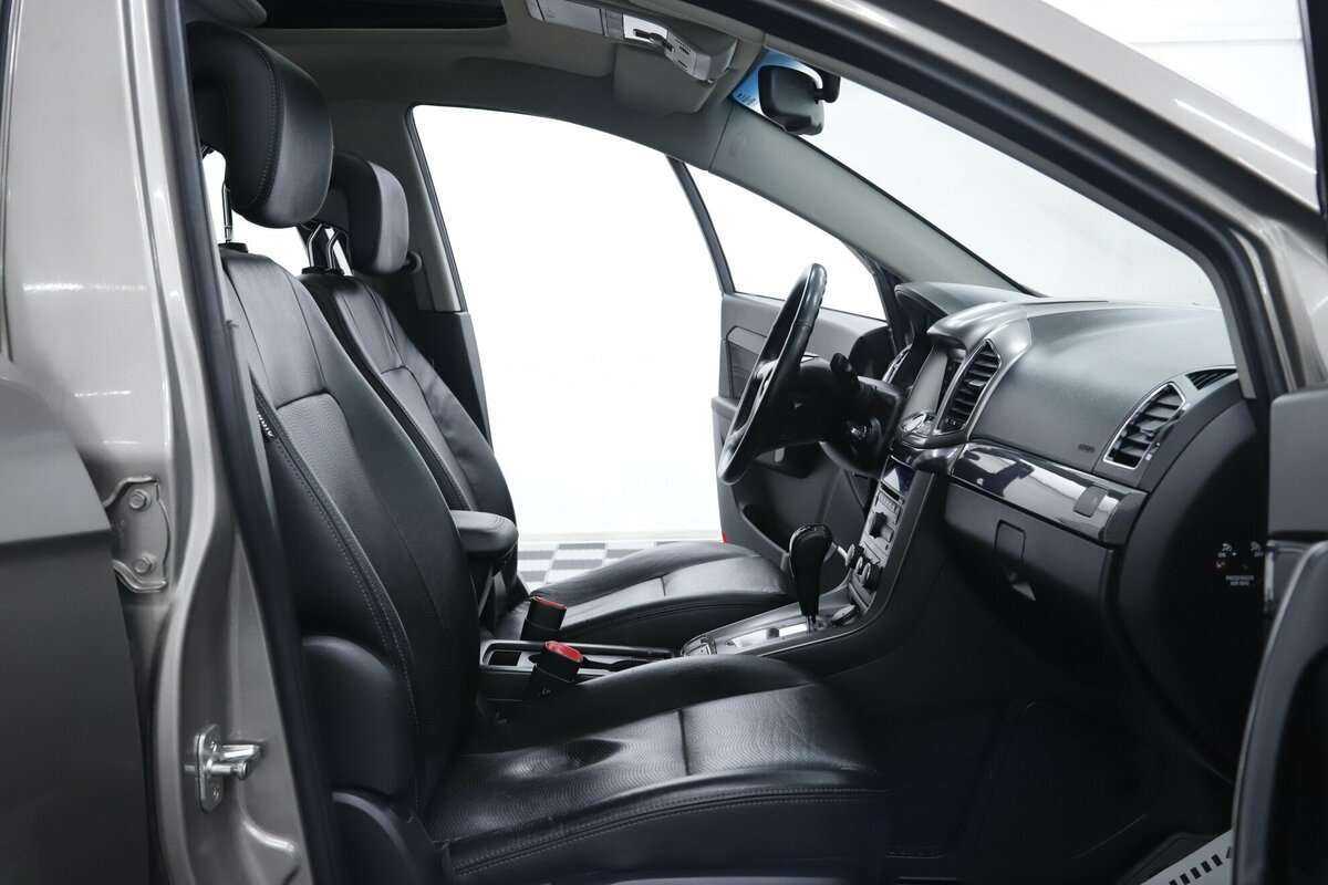 Купить Chevrolet Captiva с пробегом. Фото: #17