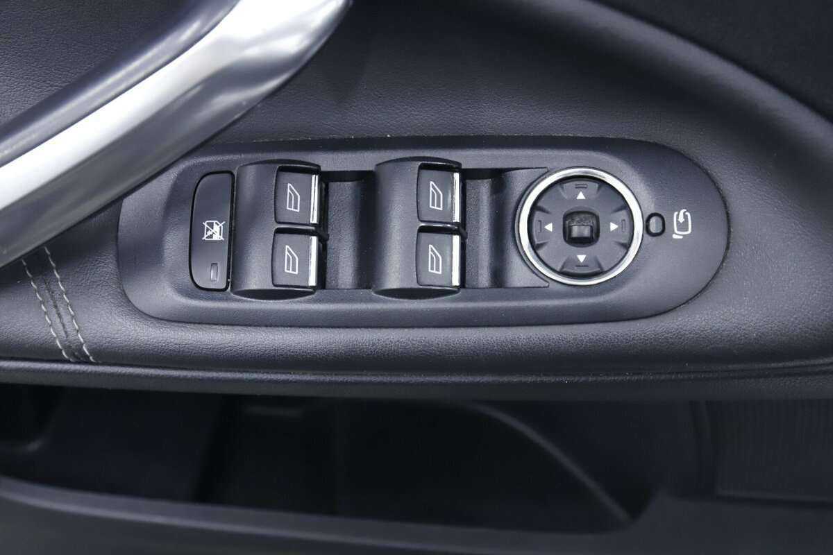 Купить Ford Mondeo с пробегом. Фото: #7