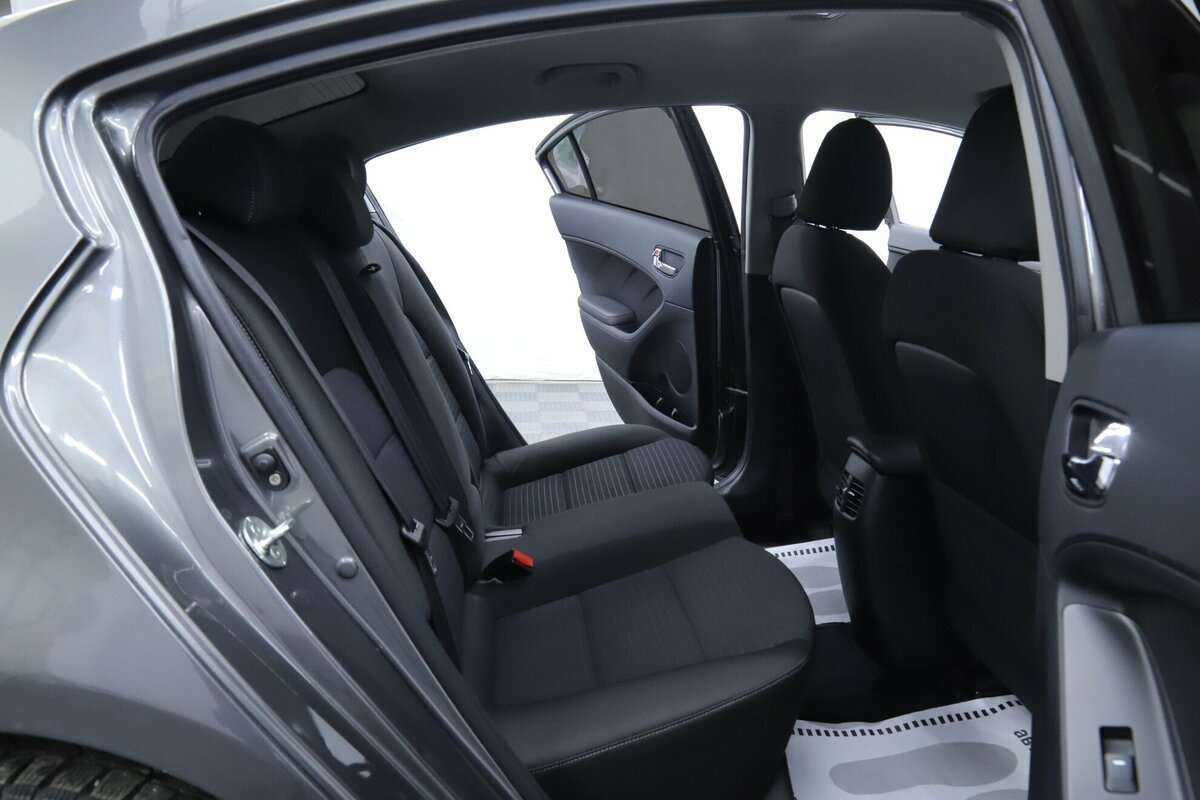 Купить Kia Cerato с пробегом. Фото: #15