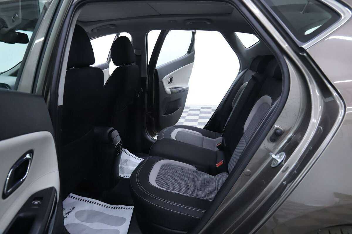Купить Kia Ceed с пробегом. Фото: #17