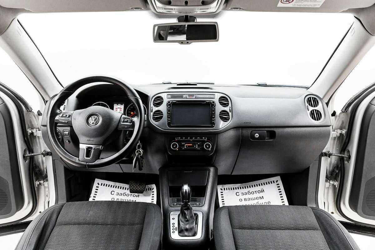 Купить Volkswagen Tiguan с пробегом. Фото: #8