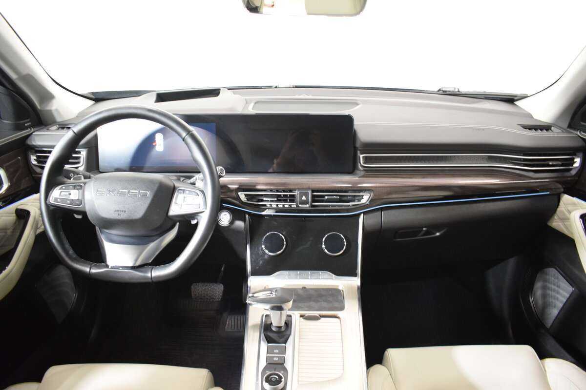 Купить EXEED VX с пробегом. Фото: #15