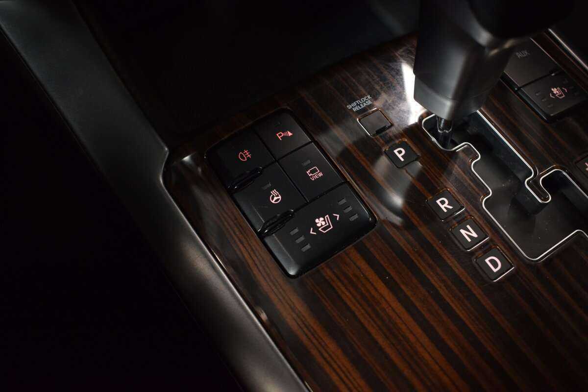 Купить Kia Mohave с пробегом. Фото: #29