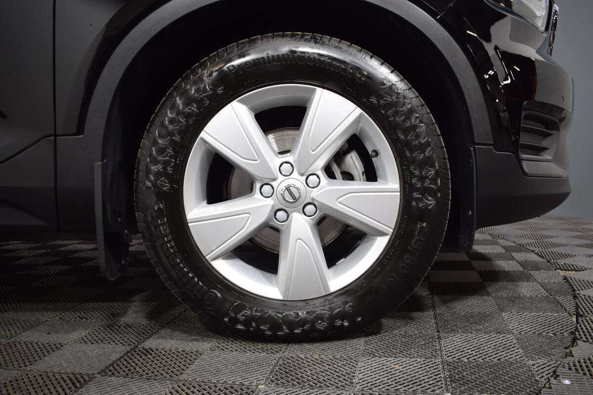 Купить Volvo XC40 с пробегом. Фото: #18