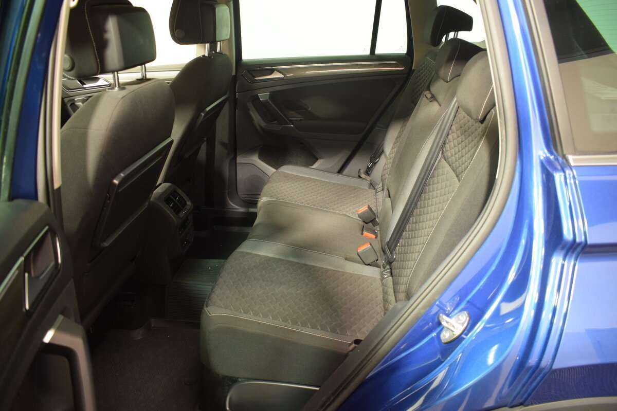 Купить Volkswagen Tiguan с пробегом. Фото: #11
