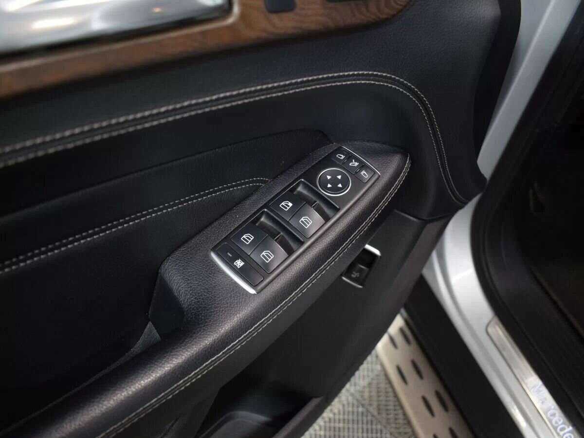 Купить Mercedes-Benz M-Класс с пробегом. Фото: #14