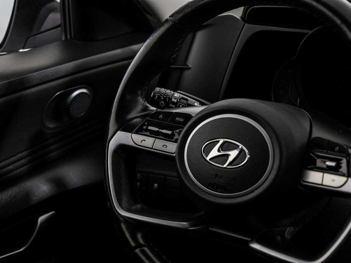 Купить Hyundai Elantra с пробегом. Фото: #11